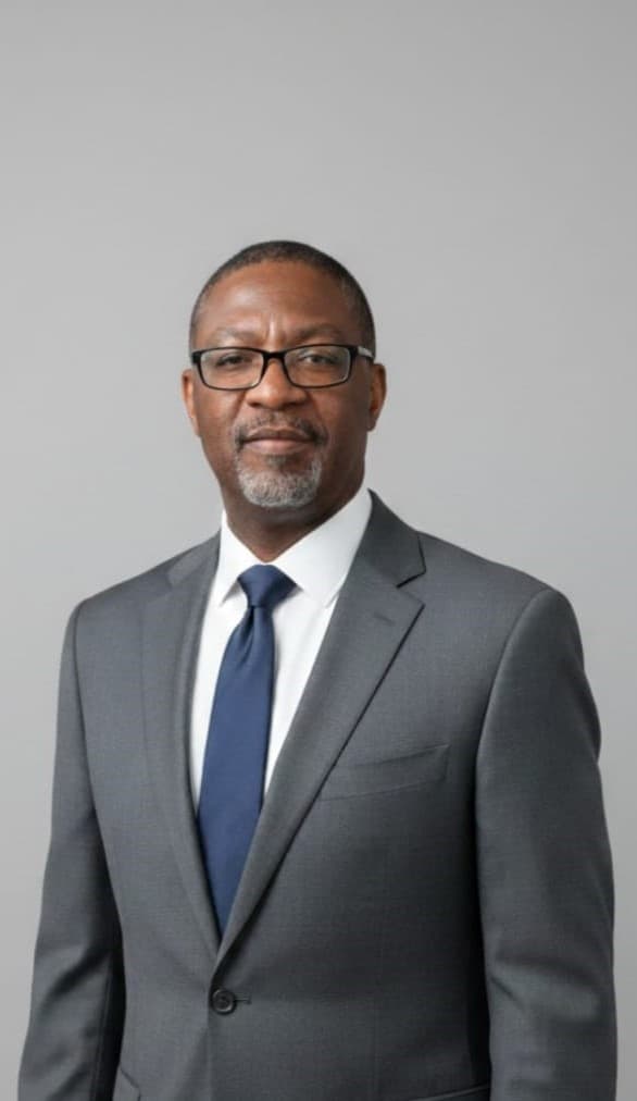 Mr Olawale Akindele Obe